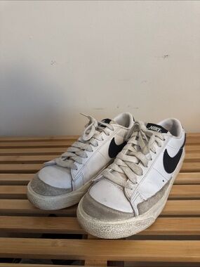 Nike White and Black Court-Style Sneakers